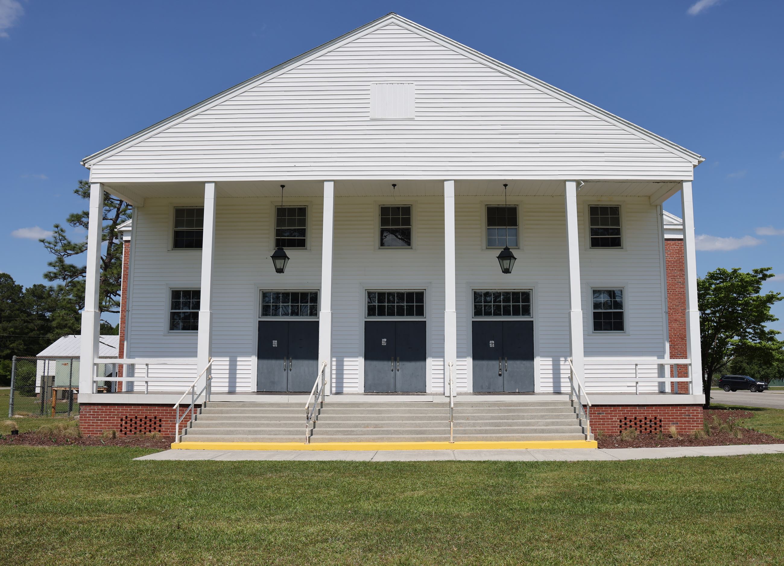 Penderlea Auditorium Outside